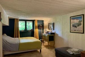Chambre d’appoint au rez-de-jardin avec ambiance cosy
